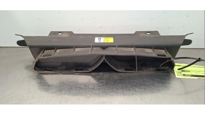 Begagnade Lufttratt Landrover Range Rover Sport Pris € 36,30 Inklusive moms erbjuds av Autohandel Didier