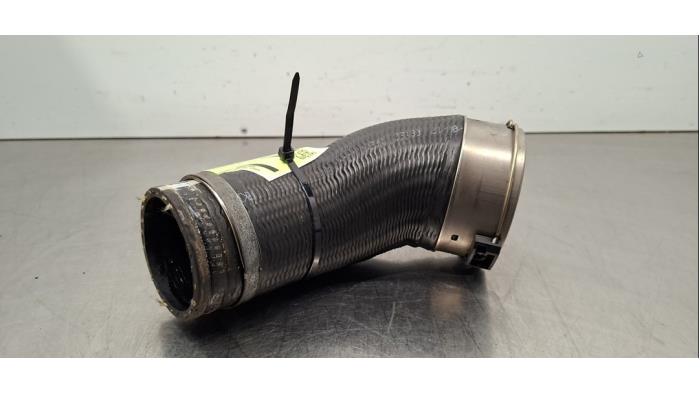 Gebrauchte Intercooler Schlauch Volvo XC90 II 2.0 D5 16V AWD Preis € 36,30 Mit Mehrwertsteuer angeboten von Autohandel Didier