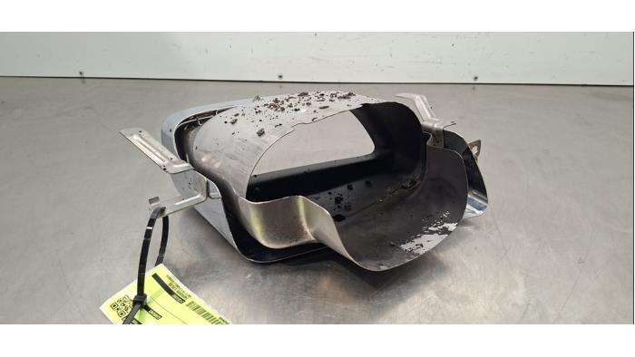 Begagnade Diffuser, bakre stötfångare Volvo XC90 II 2.0 D5 16V AWD Pris € 60,50 Inklusive moms erbjuds av Autohandel Didier