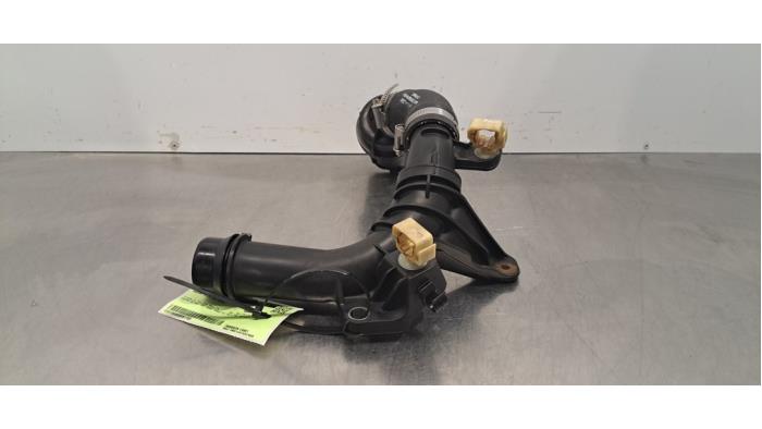 Intercooler Rohr van een Nissan Micra (K14) 1.0 IG-T 100 2024