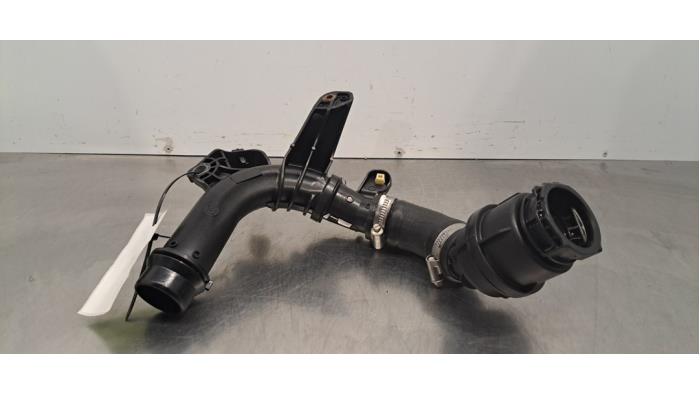 Intercooler Rohr van een Nissan Micra (K14) 1.0 IG-T 100 2024