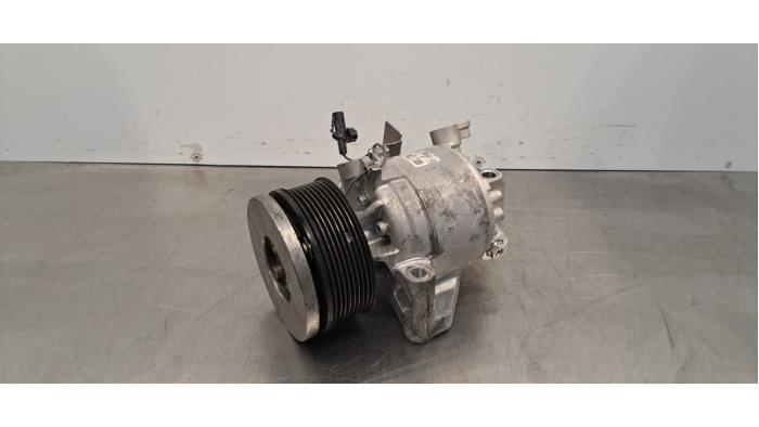 Usagé Pompe clim Suzuki Vitara (LY/MY) 1.4 Booster Jet Turbo 16V SHVS Prix € 133,10 Prix TTC proposé par Autohandel Didier