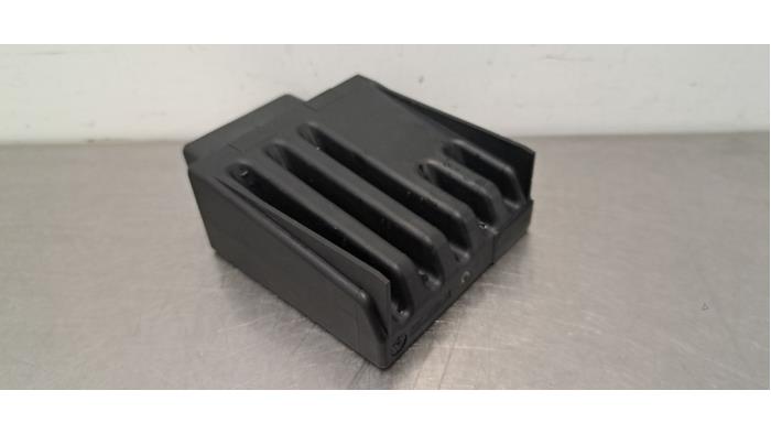 Usagé Module pompe carburant Volkswagen Caddy Cargo V (SBA/SBH) 2.0 TDI BlueMotionTechnology Prix € 30,25 Prix TTC proposé par Autohandel Didier
