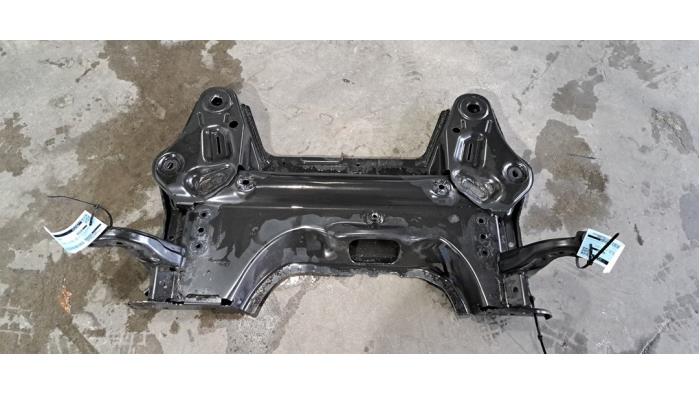 Begagnade Underram Peugeot 208 II (UB/UH/UP) 1.2 Vti 12V PureTech 100 Pris € 163,35 Inklusive moms erbjuds av Autohandel Didier
