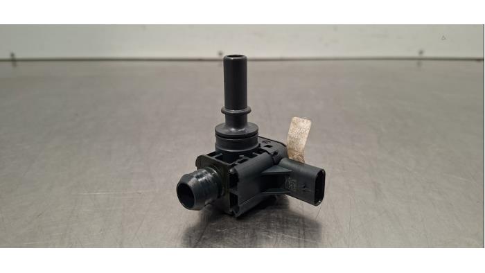 Gebrauchte Öldrucksensor Peugeot 208 II (UB/UH/UP) 1.2 Vti 12V PureTech 100 Preis € 12,10 Mit Mehrwertsteuer angeboten von Autohandel Didier