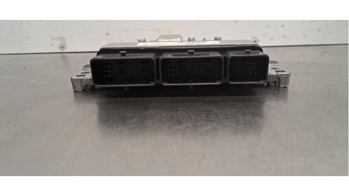 Engine management computer from a Renault Master III (EV/HV/UV/VA/VB/VD/VF/VG/VJ) 2.3 dCi 165 16V FWD 2020