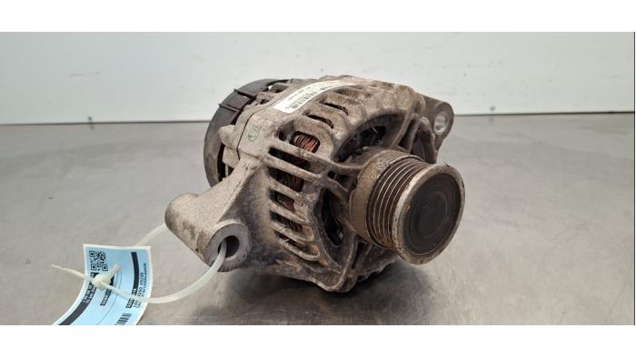Usagé Dynamo Fiat 500C/595C/695C 1.4 T-Jet 16V Prix € 102,85 Prix TTC proposé par Autohandel Didier