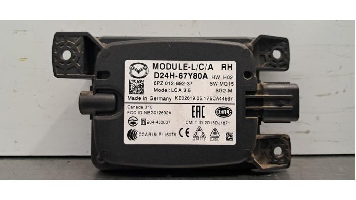 Begagnade Radarsensor Mazda CX-3 (DJ/DK) 1.5 Skyactiv D 105 16V Pris € 459,80 Inklusive moms erbjuds av Autohandel Didier