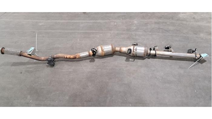 Used Front pipe + catalyst Opel Movano 2.2 D 165 Price € 665,50 Inclusive VAT offered by Autohandel Didier