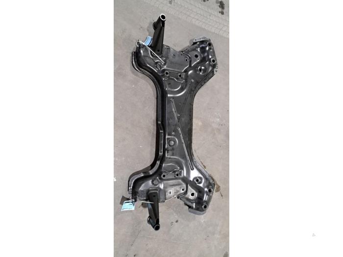 Used Subframe Opel Movano 2.2 D 165 Price € 163,35 Inclusive VAT offered by Autohandel Didier