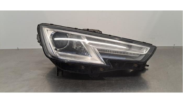 Używane Reflektor prawy Audi A4 Avant (B9) 2.0 TDI Ultra 16V Cena € 592,90 Z VAT oferowane przez Autohandel Didier
