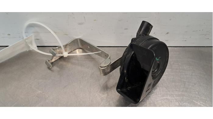 Używane Klakson BMW 1 serie (F40) 118i 1.5 TwinPower 12V Cena € 18,15 Z VAT oferowane przez Autohandel Didier