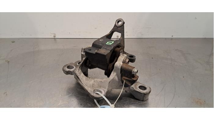 Used Engine mount Mazda CX-5 I (KE,GH) 2.2 SkyActiv-D 150 16V 2WD Price € 24,20 Inclusive VAT offered by Autohandel Didier