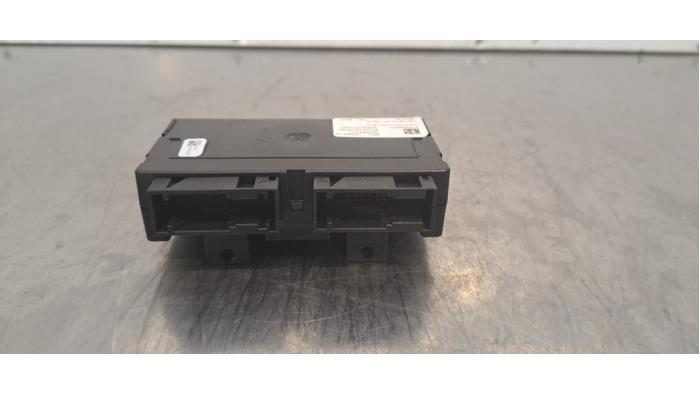 Używane Modul (rózne) BMW X3 (G01) xDrive 20d 2.0 TwinPower 16V Mild Hybrid Cena € 36,30 Z VAT oferowane przez Autohandel Didier