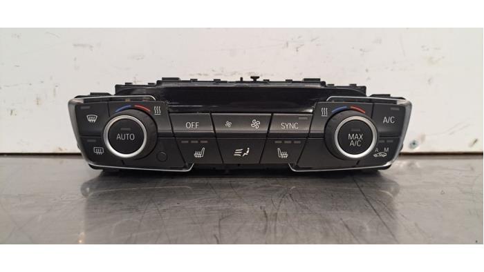 Usagé Commande chauffage BMW 2 serie Active Tourer (F45) 216i 1.5 TwinPower Turbo 12V Prix € 133,10 Prix TTC proposé par Autohandel Didier