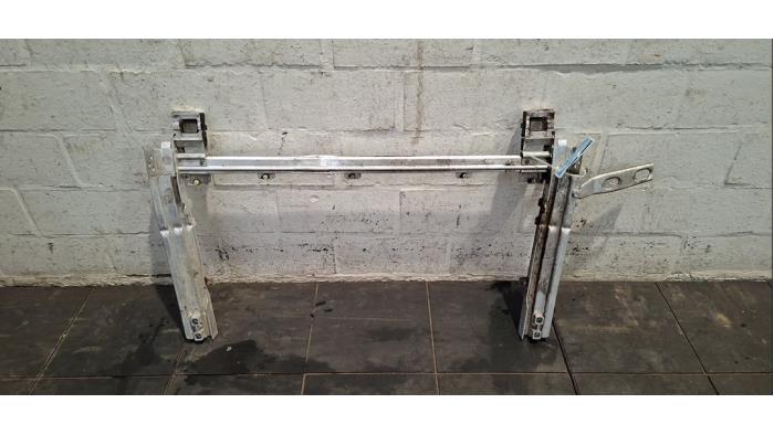 Usados Subchasis BMW 2 serie Gran Tourer (F46) 218d 2.0 TwinPower Turbo 16V Precio € 199,65 IVA incluido ofrecido por Autohandel Didier