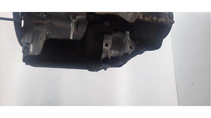 Engine from a BMW 2 serie Gran Tourer (F46) 218d 2.0 TwinPower Turbo 16V 2015