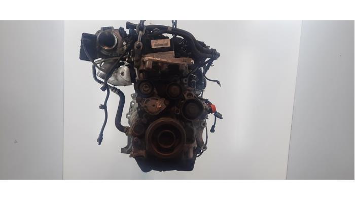 Engine from a BMW 2 serie Gran Tourer (F46) 218d 2.0 TwinPower Turbo 16V 2015