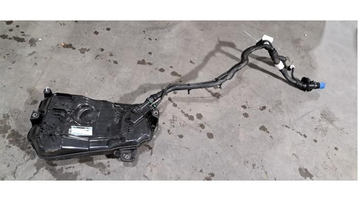 Gebrauchte Adblue Tank Audi A3 Sportback (8YA) 2.0 35 TDI 16V Preis € 266,20 Mit Mehrwertsteuer angeboten von Autohandel Didier