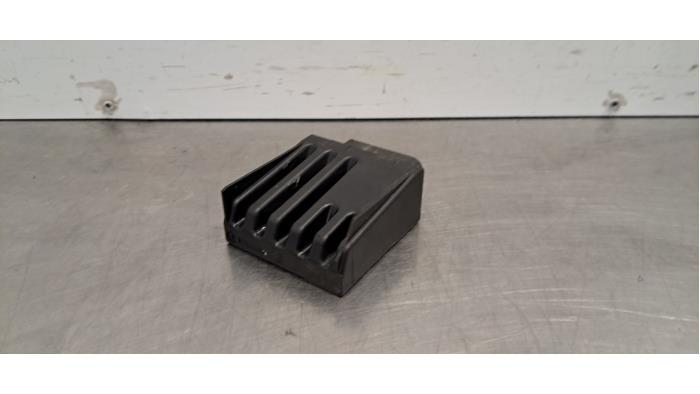 Usagé Module pompe carburant Audi A3 Sportback (8YA) 2.0 35 TDI 16V Prix € 30,25 Prix TTC proposé par Autohandel Didier