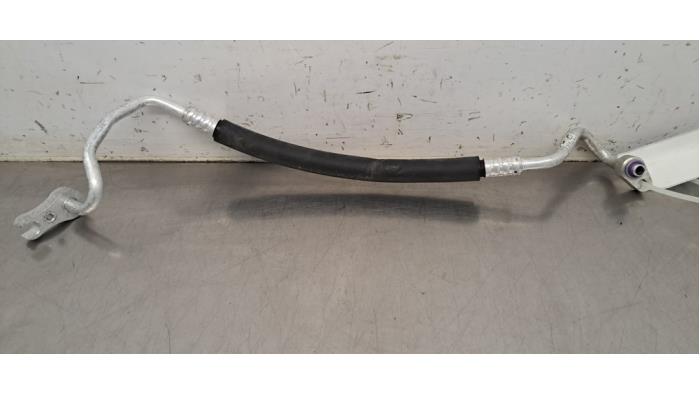 Begagnade Luftkonditioneringsledning Mercedes E Estate (S213) E-300de 2.0 Turbo 16V Pris € 60,50 Inklusive moms erbjuds av Autohandel Didier