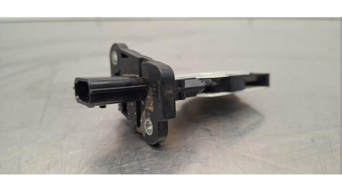 Gebrauchte Luftmassenmesser Renault Clio V (RJAB) 1.6 E-Tech 140 16V Preis € 48,40 Mit Mehrwertsteuer angeboten von Autohandel Didier