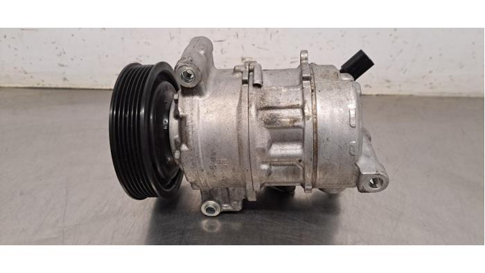 Usagé Pompe clim Audi Q5 Sportback (FYS/FYT) 2.0 45 TFSI 16V Mild Hybrid Quattro 16V Prix € 296,45 Prix TTC proposé par Autohandel Didier