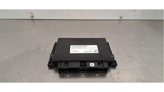 Usagé Module frein à main Mercedes CLA Shooting Brake (118.6) 1.3 CLA-250 e Turbo 16V Prix € 102,85 Prix TTC proposé par Autohandel Didier