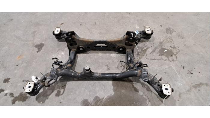 Usados Subchasis Porsche Cayenne III (9YA) 3.0 V6 Turbo 24V E-Hybrid Precio € 1.270,50 IVA incluido ofrecido por Autohandel Didier