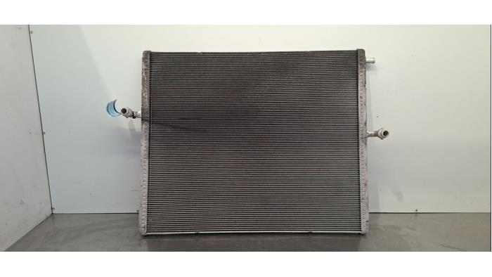 Usagé Radiateur Mercedes GLE (V167) 300d EQ Boost 2.0 Turbo 16V 4-Matic Prix € 199,65 Prix TTC proposé par Autohandel Didier