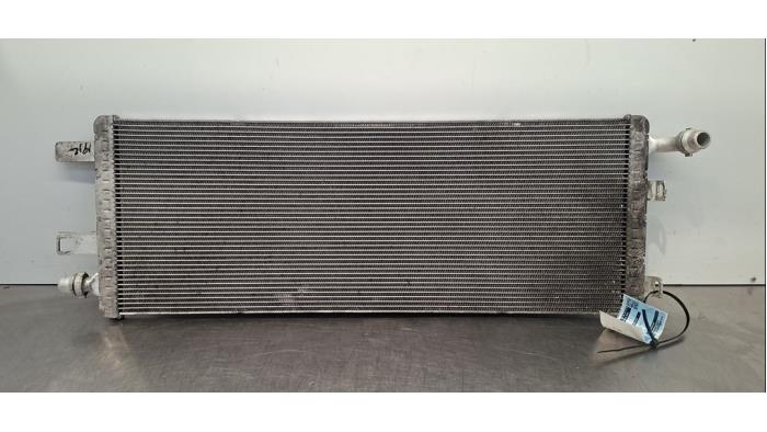 Usagé Radiateur Mercedes GLE (V167) 300d EQ Boost 2.0 Turbo 16V 4-Matic Prix € 229,90 Prix TTC proposé par Autohandel Didier