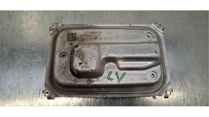 Używane Modułowy reflektor LED Mercedes EQA (N243) 250 67 kWh Cena € 163,35 Z VAT oferowane przez Autohandel Didier