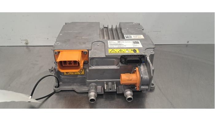 Usagé HV control module Mercedes EQA (N243) 250 67 kWh Prix € 399,30 Prix TTC proposé par Autohandel Didier
