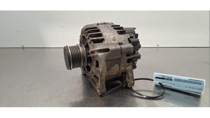 Usagé Dynamo Renault Clio IV (5R) 1.5 dCi 75 FAP Prix € 60,50 Prix TTC proposé par Autohandel Didier