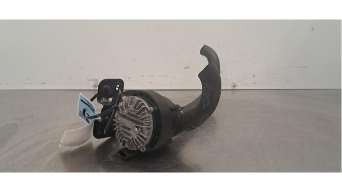Begagnade Extra vattenpump MG MG4 Electric Comfort, Luxury 64 kWh Pris € 60,50 Inklusive moms erbjuds av Autohandel Didier