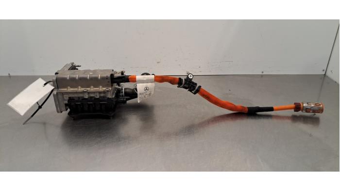 Gebrauchte Wärmetauscher Mercedes A Limousine (177.1) 1.3 A-250 e Turbo 16V Preis € 332,75 Mit Mehrwertsteuer angeboten von Autohandel Didier