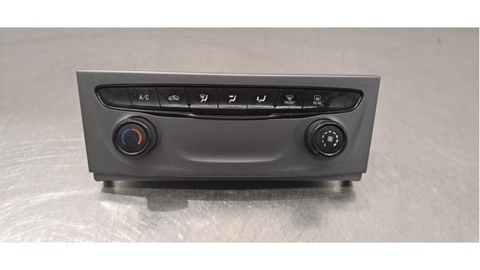 Usagé Commande chauffage Opel Astra K Sports Tourer 1.6 CDTI 136 16V Prix € 48,40 Prix TTC proposé par Autohandel Didier