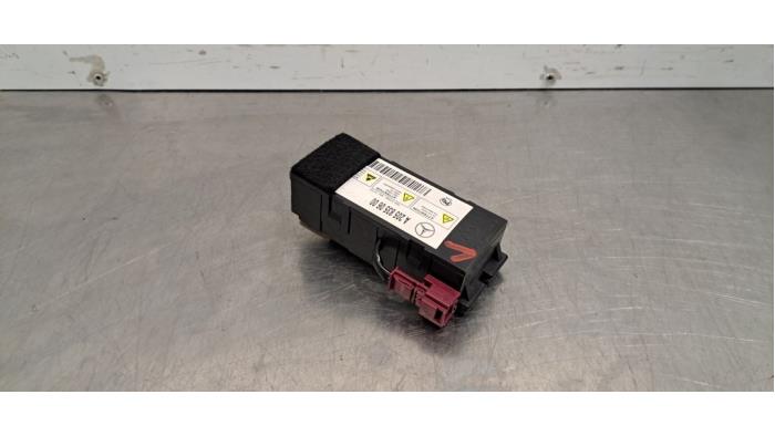 Begagnade Ackumulator Mercedes GLE (V167) 400d 2.9 4-Matic Pris € 36,30 Inklusive moms erbjuds av Autohandel Didier