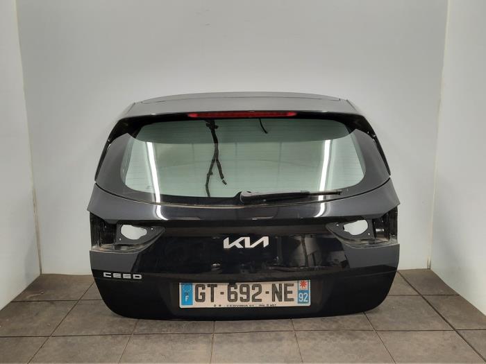 Begagnade Baklucka Kia Ceed Sportswagon (CDF) 1.5 T-GDI 16V Pris € 937,75 Inklusive moms erbjuds av Autohandel Didier