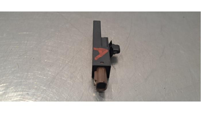Używane Keyless Entry-Antena MG ZS 1.0 T-GDI 12V Cena € 30,25 Z VAT oferowane przez Autohandel Didier