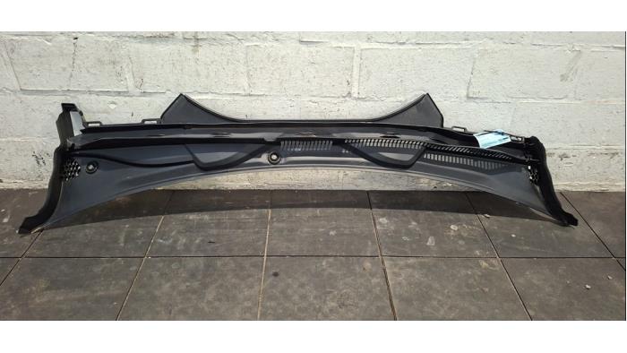 Używane Parawan BMW i4 (G26) M50 84 kWh Cena € 60,50 Z VAT oferowane przez Autohandel Didier