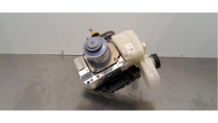 Usagé Servo frein BMW i4 (G26) M50 84 kWh Prix € 399,30 Prix TTC proposé par Autohandel Didier