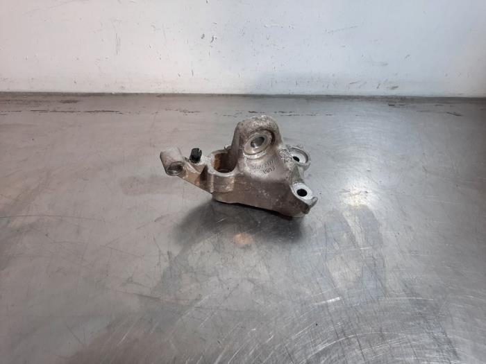 Used Engine mount Alfa Romeo Giulia (952) 2.2d 136 16V Price € 60,50 Inclusive VAT offered by Autohandel Didier