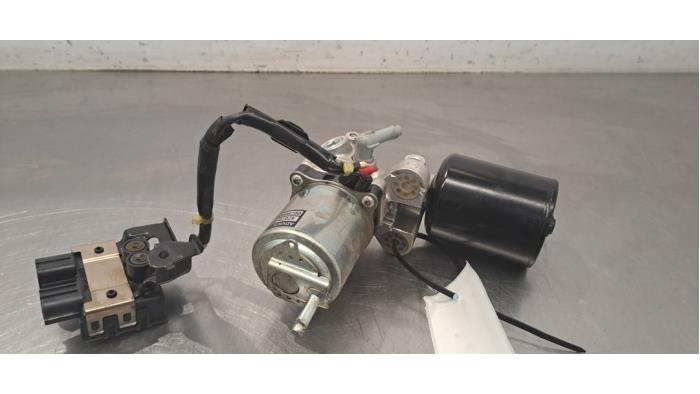 Usagé Assistant de freinage Lexus RX (L2) 450h, 450h L V6 24V VVT-i AWD Prix € 332,75 Prix TTC proposé par Autohandel Didier