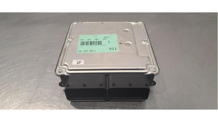 Used Engine management computer Audi A5 Sportback (F5A/F5F) 2.0 30 TDI Mild hybrid 16V Price € 399,30 Inclusive VAT offered by Autohandel Didier