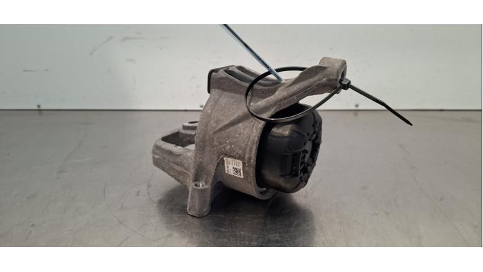 Used Engine mount Audi A5 Sportback (F5A/F5F) 2.0 30 TDI Mild hybrid 16V Price € 133,10 Inclusive VAT offered by Autohandel Didier