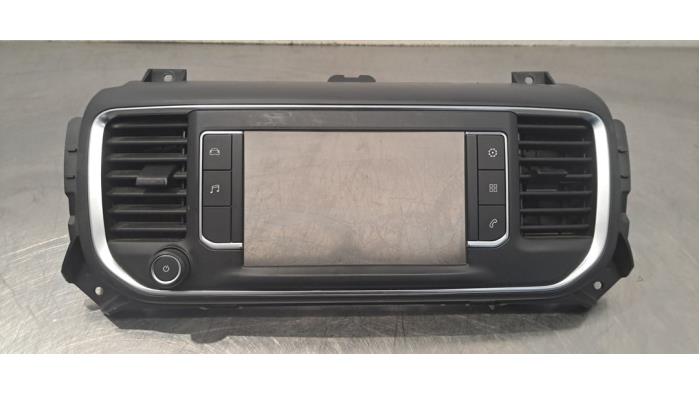 Usagé Panneau de commandes navigation Citroen Jumpy 1.5 Blue HDi 100 Prix € 60,50 Prix TTC proposé par Autohandel Didier