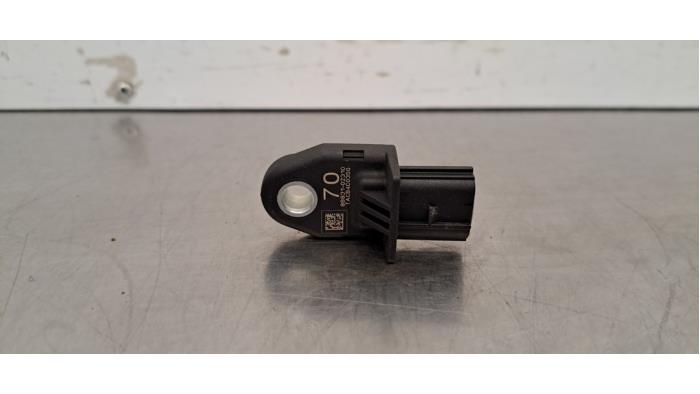 Begagnade Airbagsensor Toyota Corolla Touring Sport (E21/EH1) 1.8 16V Hybrid Pris € 18,15 Inklusive moms erbjuds av Autohandel Didier