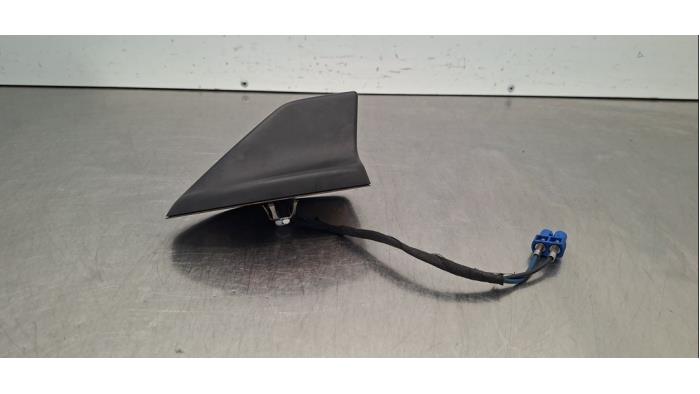 Begagnade Antenn Ford Transit Connect (PJ2) 1.0 EcoBoost 12V Pris € 24,20 Inklusive moms erbjuds av Autohandel Didier