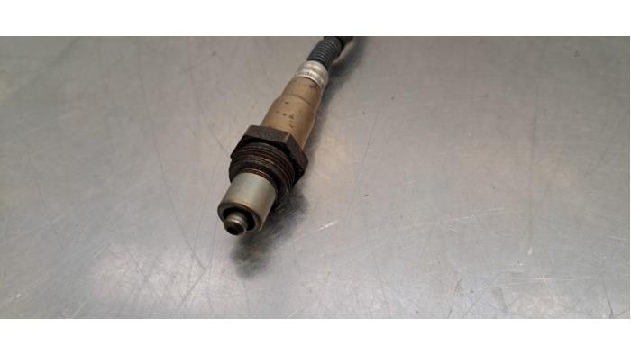 Lambda probe from a Volkswagen Golf VIII Variant (GC5) 2.0 TDI BlueMotion 16V 2021